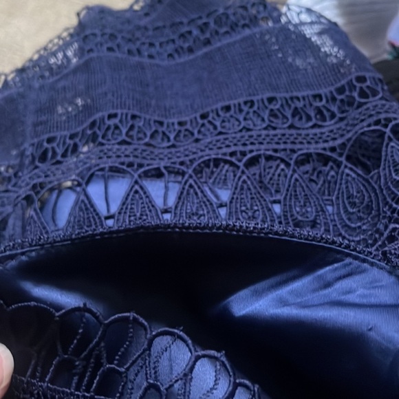 Bardot lace dress. EUC - Picture 8 of 8